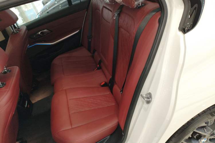 Used BMW 3 Series 2025 330Li M Sport Shadowline Package
