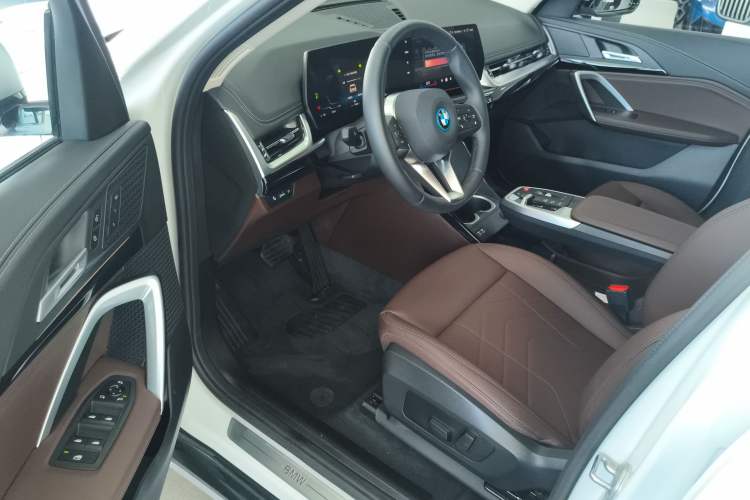 Used BMW iX1 2023 eDrive25L X Design Package
