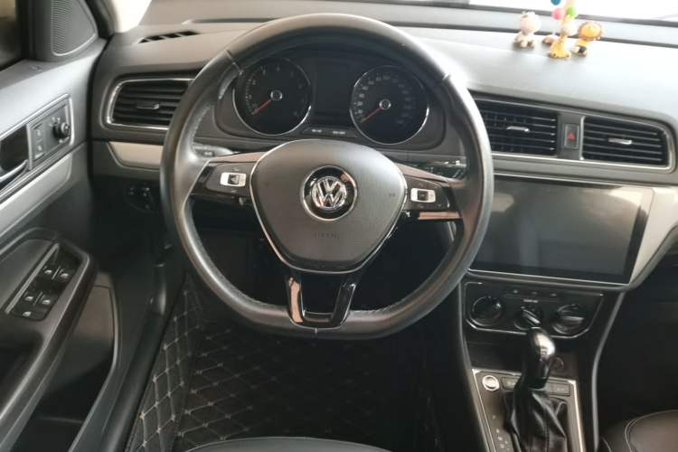 Used Volkswagen Gran Lavida 2017 1.6L Automatic Comfort Edition