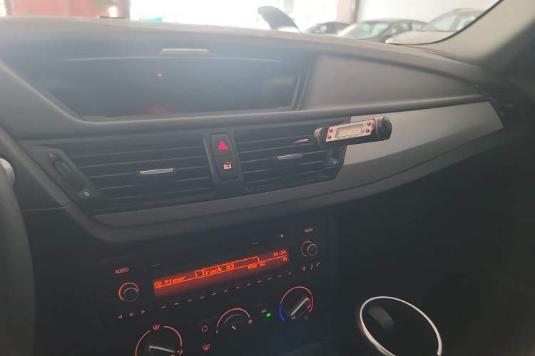 Used BMW X1 2013 sDrive18i Fashion Model
