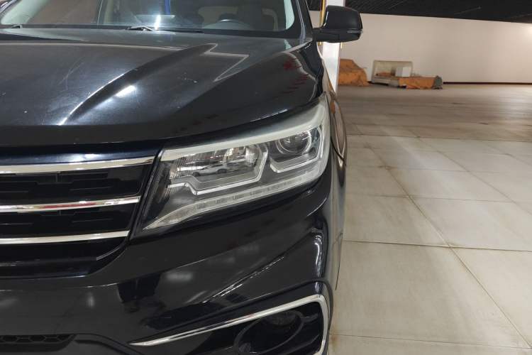 Used FORTHING Joyear X5 2017 Jingxiang Series 1.5T CVT Luxury Model
