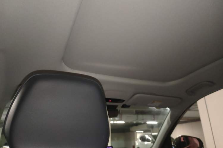 Used  E5 2024 530km Starship Edition
