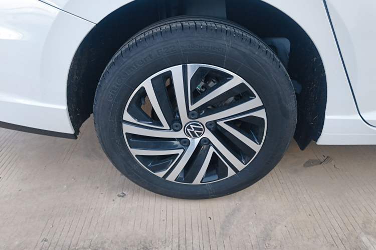 Used Volkswagen Lavida 2024 1.5L Automatic Starry Sky 5 Million Edition
