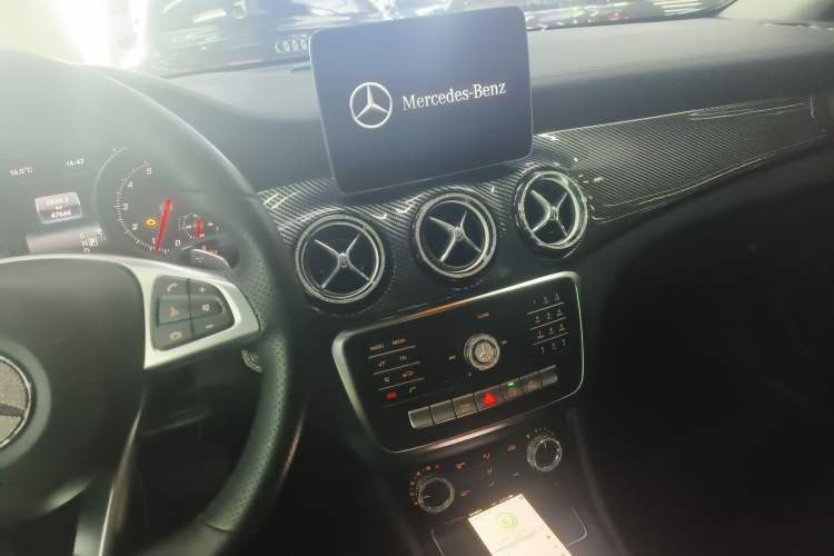 Used Mercedes-Benz GLA 2019 GLA 200 Fashion Model
