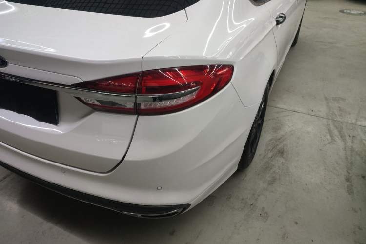 Used Ford Mondeo 2017 EcoBoost 180 Stylish Model
