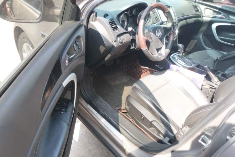 Used Buick Regal 2015 1.6T Leading Technology Model
