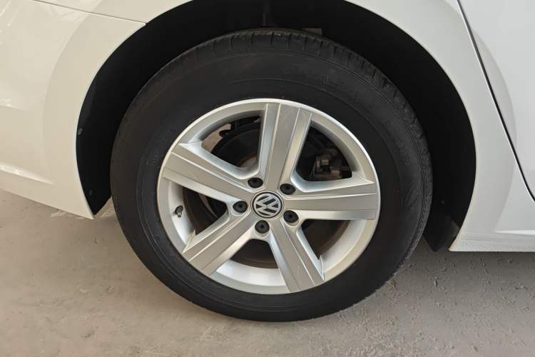 Used Volkswagen Lamando 2018 230TSI DSG Fashion Edition
