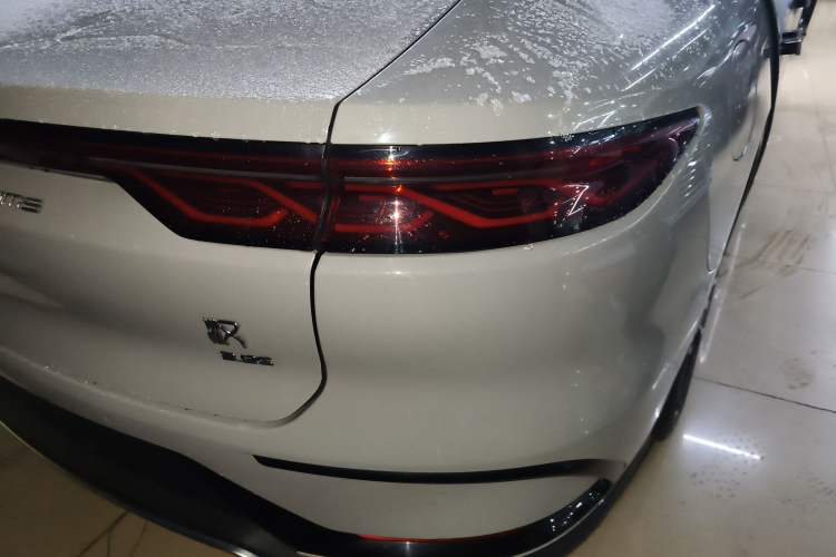 Used BYD Han 2022 EV Genesis Edition 610KM All-Wheel Drive Premium Model
