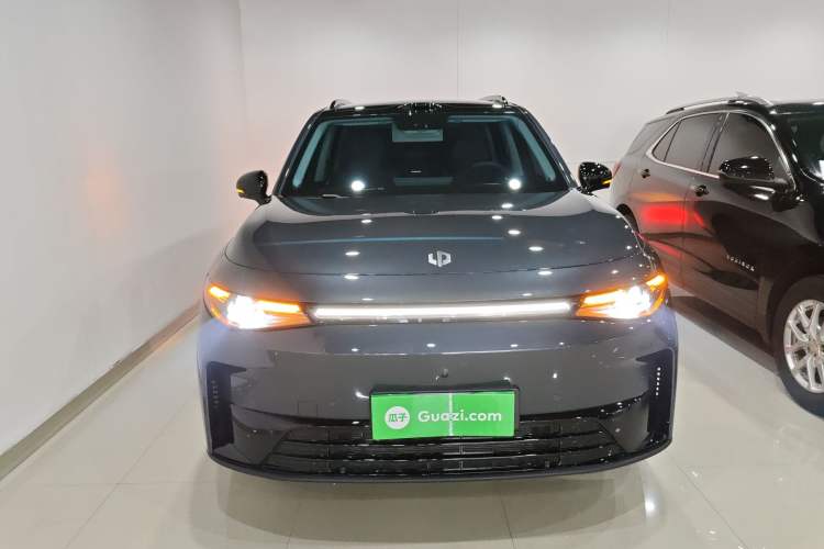 Used Leapmotor C16 2026 Extended-Range 280 LiDAR Zhizun Edition 5 Seats