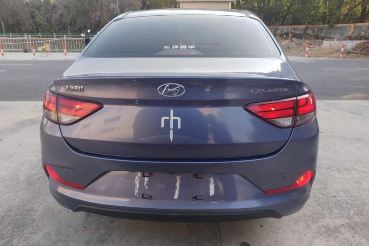 Used Hyundai Celesta 2017 1.6L Automatic Enjoyment Version GLS
