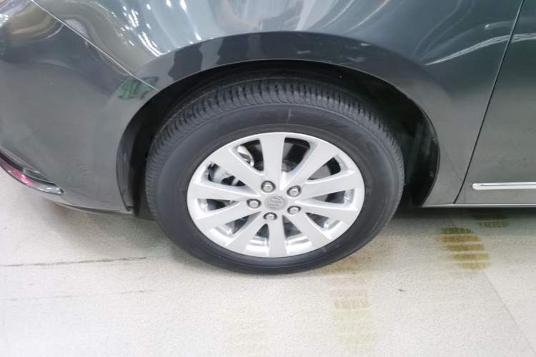 Used Buick GL8 2018 28T Luxury Model China VI Standard