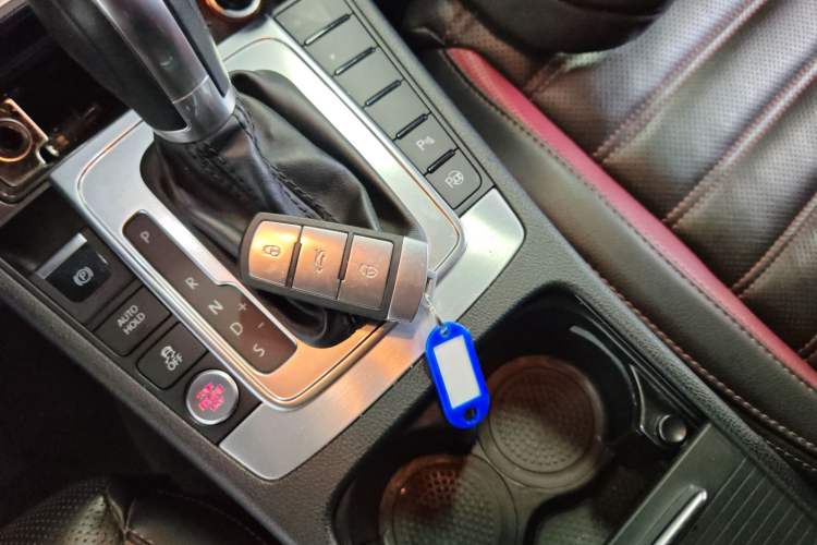 Used Volkswagen FAW-Volkswagen CC 2018 1.8TSI Luxury Model
