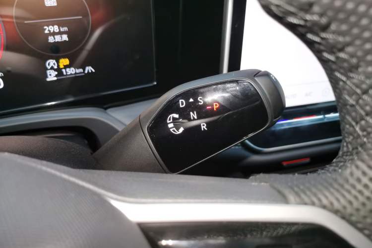 Used Volkswagen Magotan 2024 380TSI DSG Prestige Edition DaMai Package