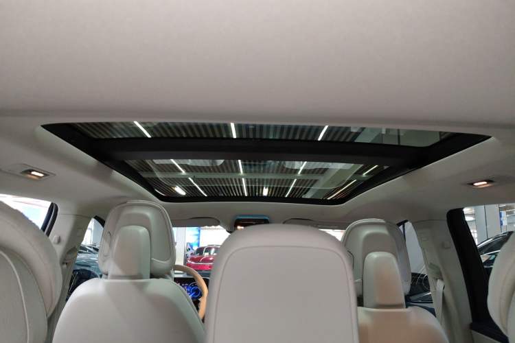 Used Mercedes-Benz EQE SUV 2023 350 4MATIC Luxury Edition
