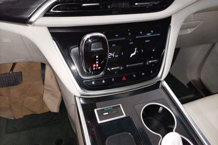 Used Buick GL8 2020 ES Land Cruiser 653T Comfort Edition