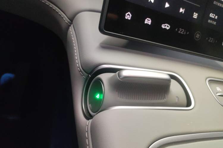 Used Nio EC6 2024 75 kWh