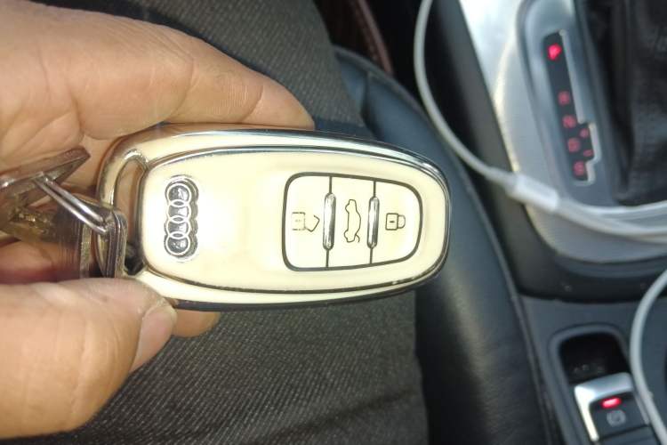 Used Audi Q3 2015 35 TFSI Comfort Model
