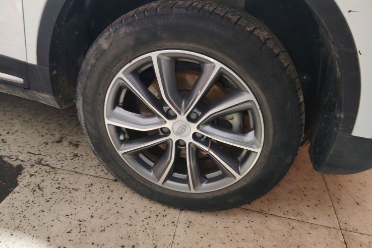 Used Geely Auto Emgrand X7 Sport 2020 1.8TD Manual Two-Wheel Drive Zhiya Model
