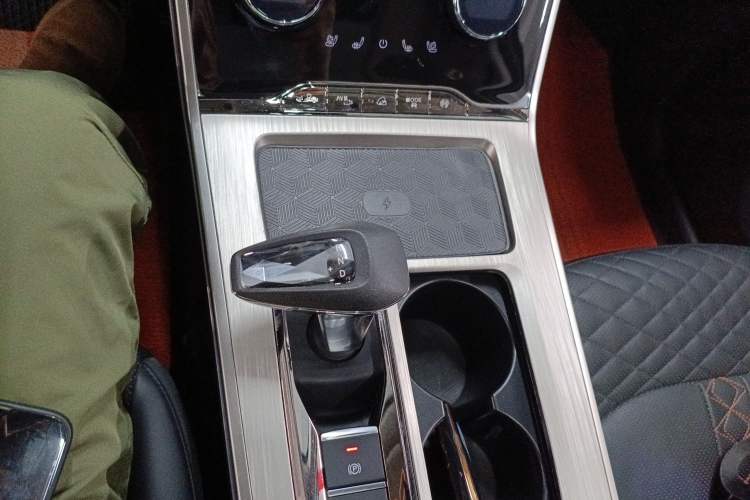 Used  Lingyun 2021 400T Four-Wheel Drive Star Prestige Edition