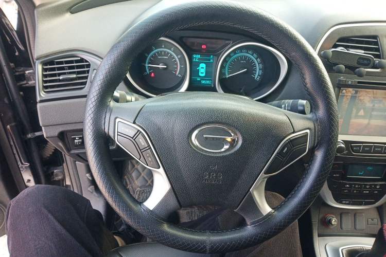 Used GAC Trumpchi GS5 2012 2.0L Manual Two-Wheel Drive Elite Edition
