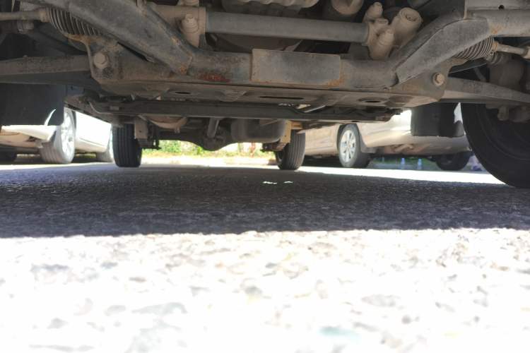 Used Jinbei Gold Hiace M Classic 2022 1.5L Travel Lion Passenger Van 7 Seats
