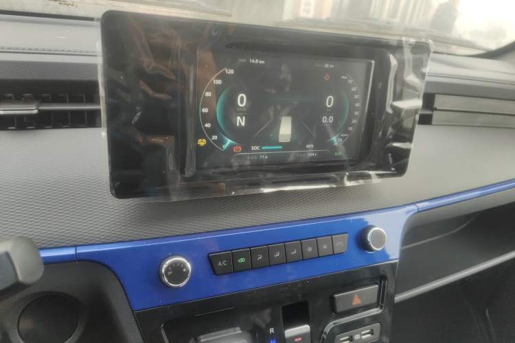 Used Dongfeng Yufeng EM27 2024 EM27L Eves Power 41.86 kWh
