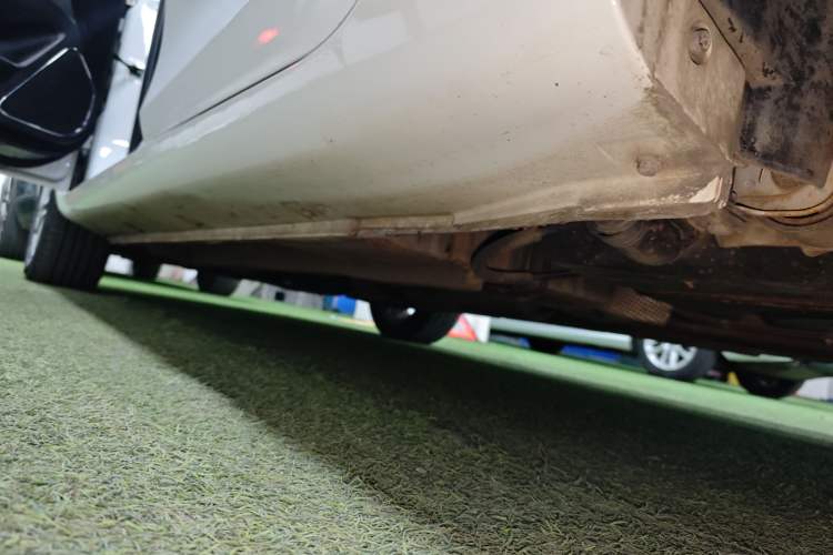 Used Geely Auto Emgrand 2017 Sedan Million Edition 1.5L Manual Upward Connect Version
