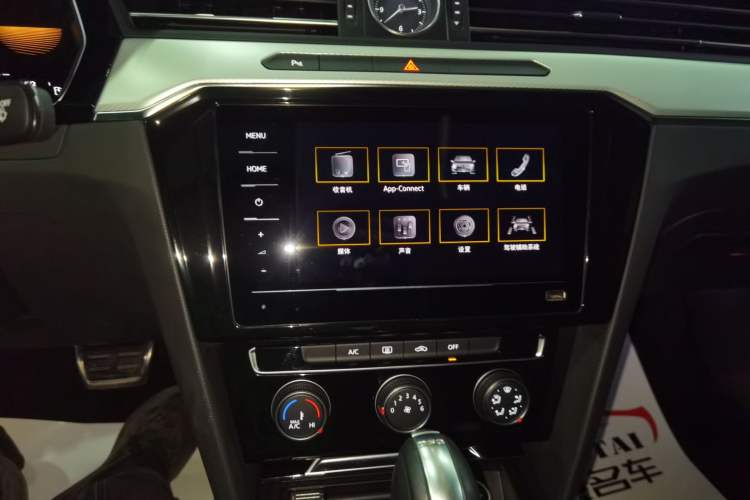 Used Volkswagen Magotan 2025 Zhongxiang Version 280TSI DSG Comfort Edition