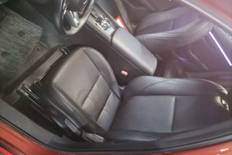 Used Mazda Mazda 3 Axela 2021 2.0L Automatic ZhiXuan Edition
