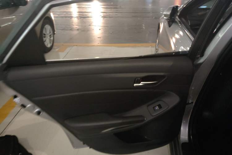 Used Toyota Avalon 2021 2.5L Luxury Edition
