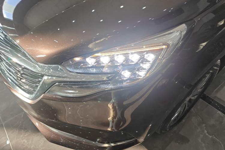 Used Buick GL8 2020 ES Land Cruiser 653T Comfort Edition
