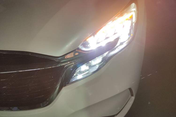 Used Buick GL8 2022 ES Landtrek 653T Luxury Edition
