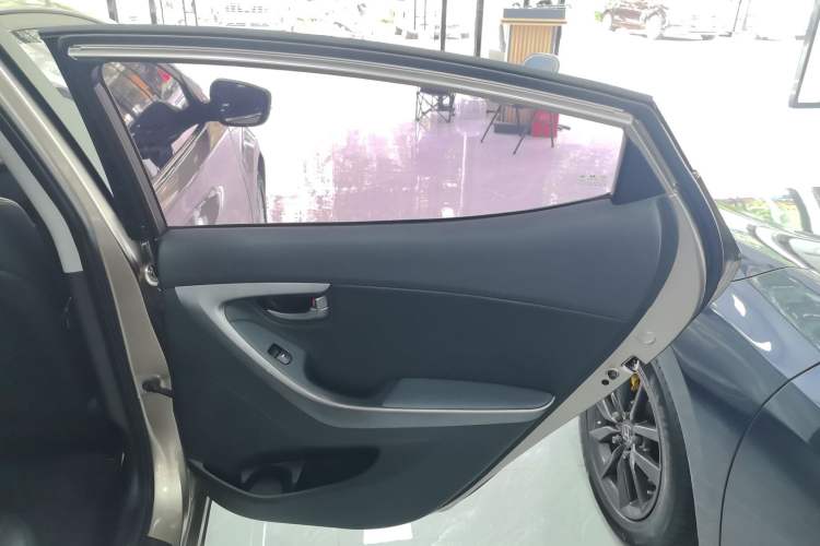 Used Hyundai Elantra 2016 1.6L Automatic Prestige Edition
