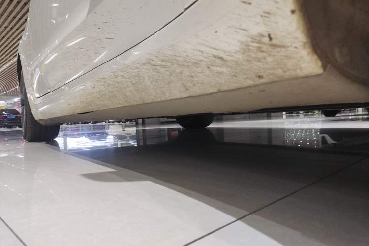 Used Tesla Model 3 2019 Long-Range All-Wheel-Drive Version
