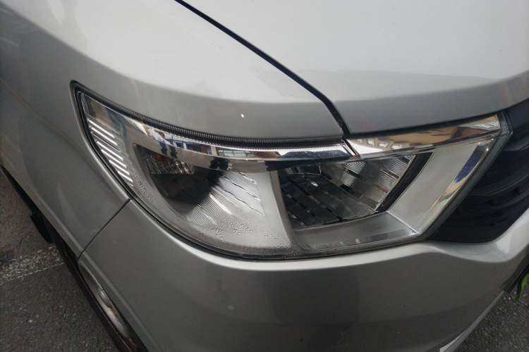 Used Wuling Hongguang V 2022 1.5L Jingqu Version Hydraulic Power Steering LAR