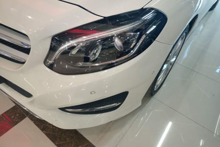 Used Mercedes-Benz B-Class 2015 B 200 Fashion Model
