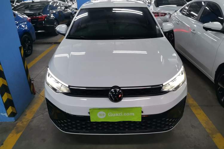 Used Volkswagen Lavida 2023 New Sharp 1.5L Automatic Excellent New Edition
