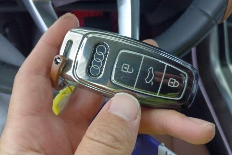 Used Audi Q7 2021 55 TFSI quattro S line Sport model