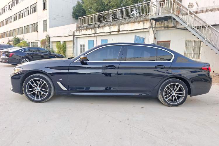 Used BMW 5 Series 2022 Second Facelift 525Li M Sport Package