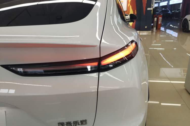 Used ONVO L60 2024 60 kWh Rear-Drive Version
