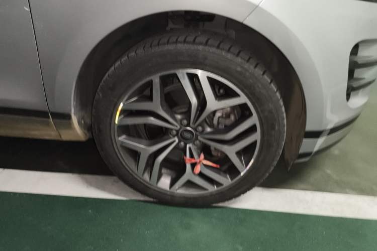 Used Land Rover Range Rover Evoque 2023 Aurora L 249 PS Luxury Edition