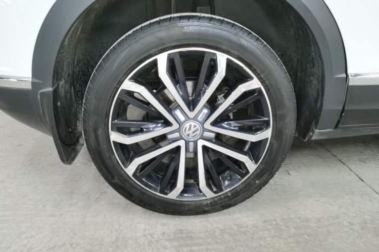 Used Volkswagen T-ROC 2019 280TSI DSG Two-Wheel Drive Comfort Version China VI Standard