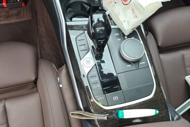 Used BMW 3 Series 2021 Second Facelift 325Li M Sport Package
