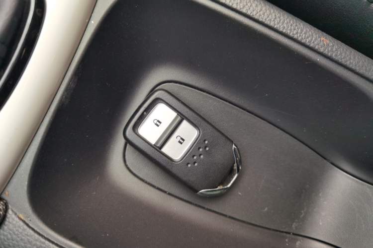 Used Honda LIFE 2021 1.5L CVT SPORT Heartbeat Edition
