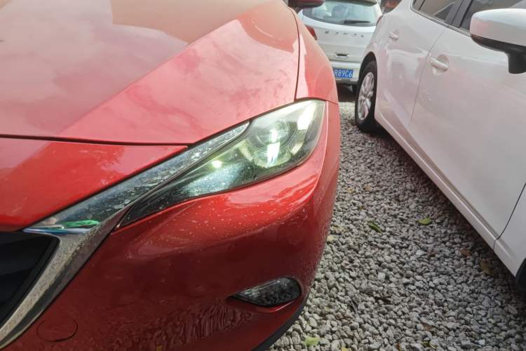 Used Mazda CX-4 2018 2.0L Automatic Two-Wheel Drive Blue Sky Dynamic Version China VI Standard
