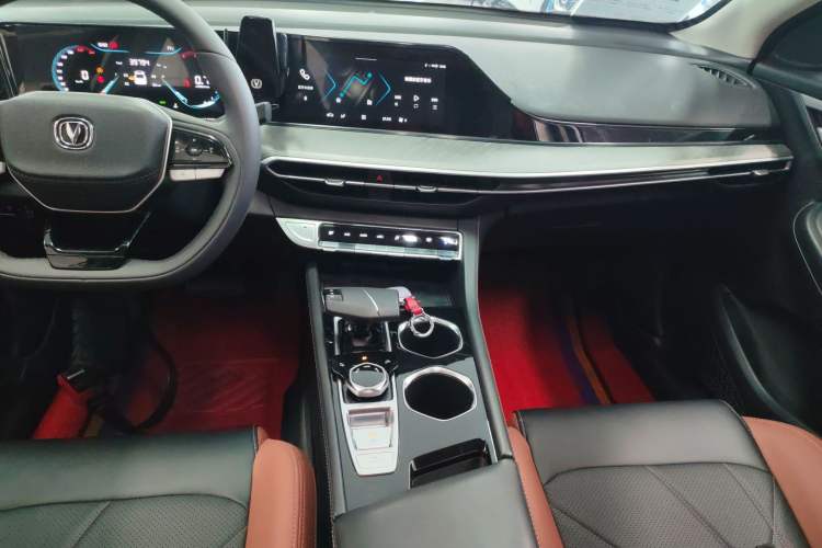 Used Changan Eado 2022 PLUS Blue Whale NE 1.4T GDI DCT Prestige Edition