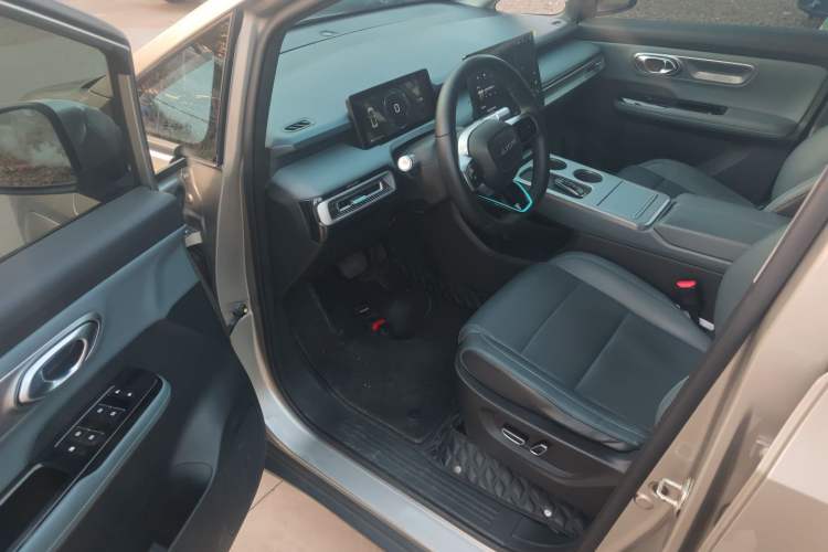 Used AION Y 2023 Plus 510 Smart Edition