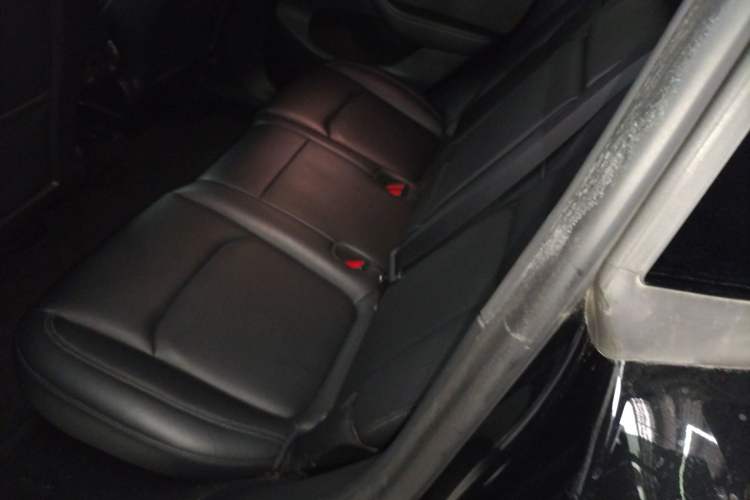 Used Tesla Model Y 2022 Rear-Wheel-Drive Version
