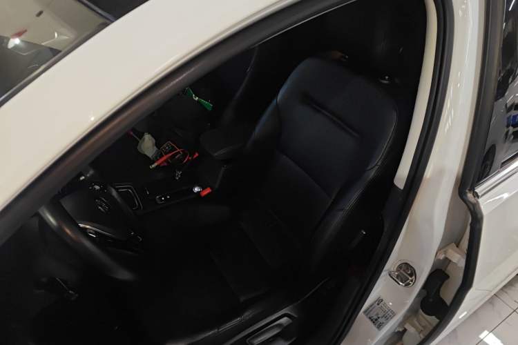 Used Volkswagen Golf 2018 230TSI Automatic Comfort Model
