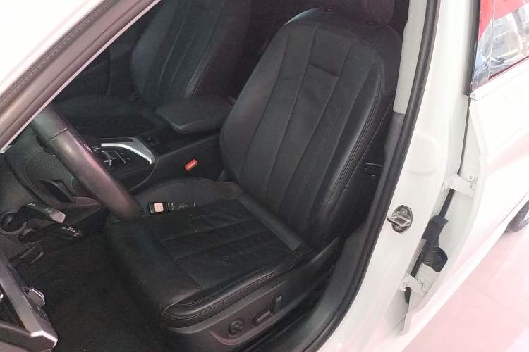 Used Audi A4L 2019 40 TFSI Fashion Version China V
